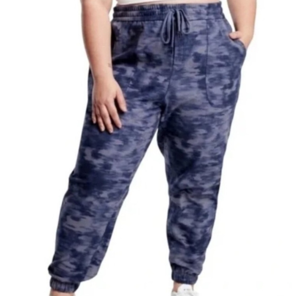 Athleta Farallon Joggers Jogging Pants Camo Blue Violet Tie Dye Size 26 3X